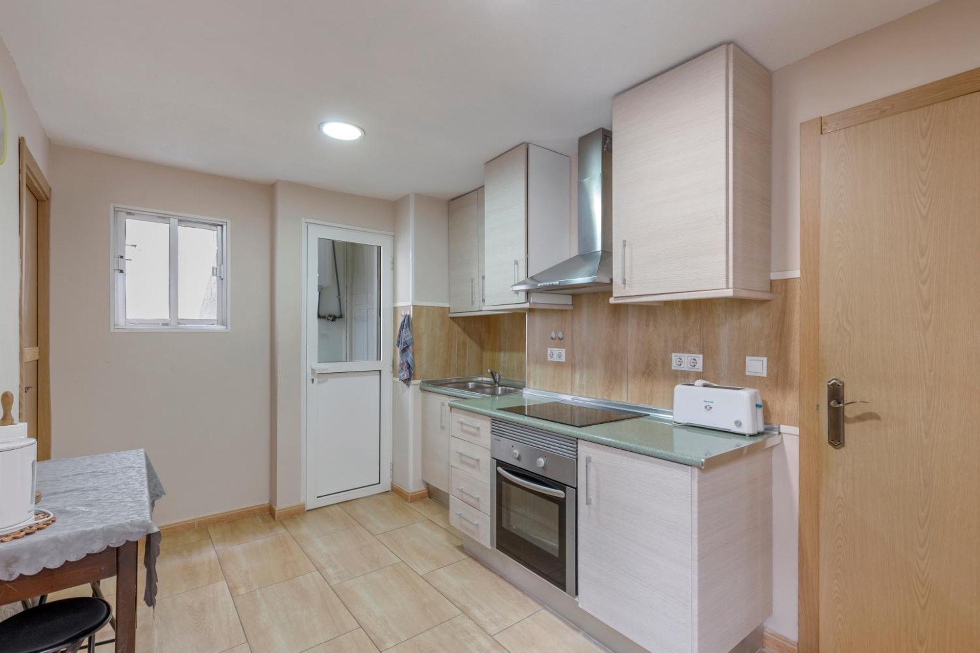 Agreda Apartment With Ac อาลิกันเต ภายนอก รูปภาพ
